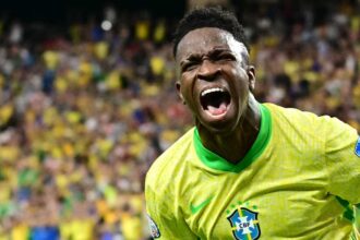 تشكيل البرازيل - كاسيميرو القائد.. وفينيسيوس ورافينيا يقودان الهجوم أمام فرنسا