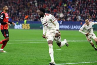 بايرن يستعيد ألفونسو ديفيز قبل لقاء أتالانتا