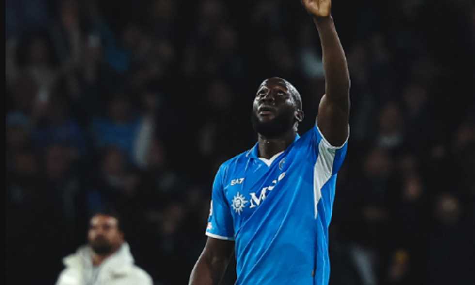 لوكاكو يوضح موقفه من الغياب عن نابولي بدون إذن