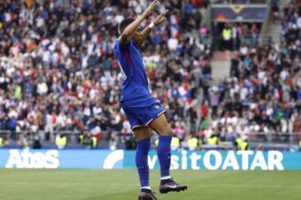 تشكيل فرنسا - مبابي يقود رباعي هجومي أمام البرزيل