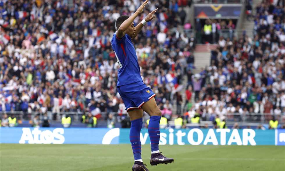 تشكيل فرنسا - مبابي يقود رباعي هجومي أمام البرزيل