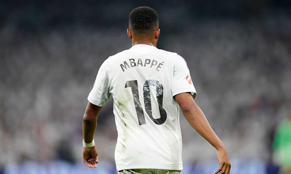 ماركا: مبابي سافر إلى فرنسا للعلاج بسبب عدم رضاه عن خدمات ريال مدريد الطبية