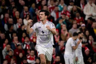 ميرور: مانشستر يونايتد يقترب من تجديد عقد ماجواير