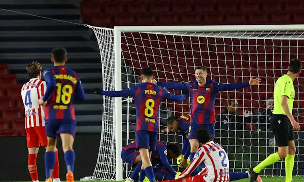 قائمة برشلونة - غياب ليفاندوفسكي أمام أتليتكو مدريد