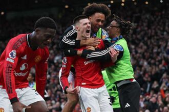 تشكيل مانشستر يونايتد - أماد ديالو يقود الهجوم أمام أستون فيلا.. وكونيا أساسي