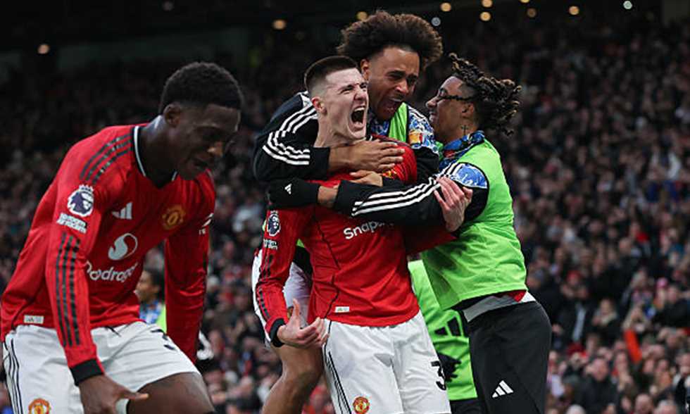 تشكيل مانشستر يونايتد - أماد ديالو يقود الهجوم أمام أستون فيلا.. وكونيا أساسي