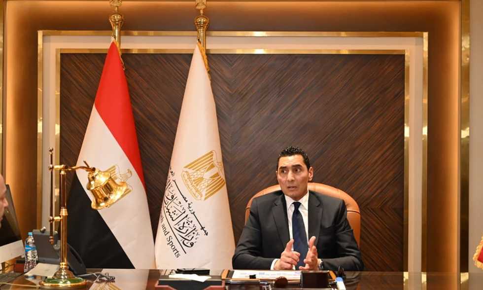 جوهر نبيل يناقش رئيس الوزراء في محاور العمل المستقبلية لوزارة الرياضة