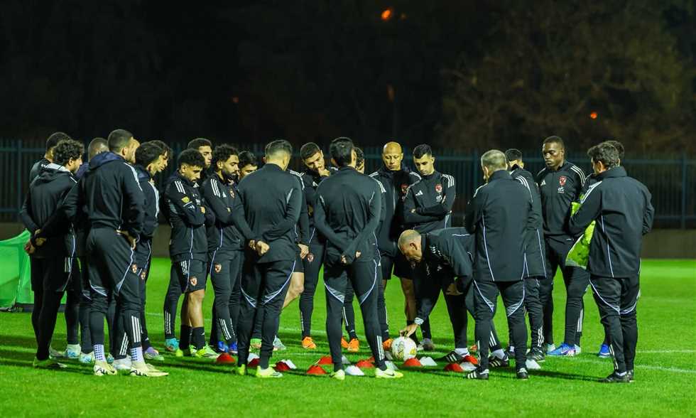 مران الأهلي - محاضرة من توروب في اليوم الأول بتونس استعدادا للقاء الترجي