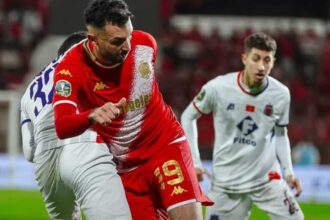 بصافرة معروف وخطأ مصدق.. الوداد يتعادل مع آسفي في الكونفدرالية