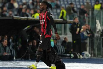 وكيل أليجري: لياو لا يقدم مساهمات كبيرة لـ ميلان