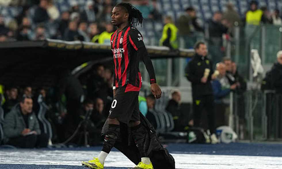 وكيل أليجري: لياو لا يقدم مساهمات كبيرة لـ ميلان