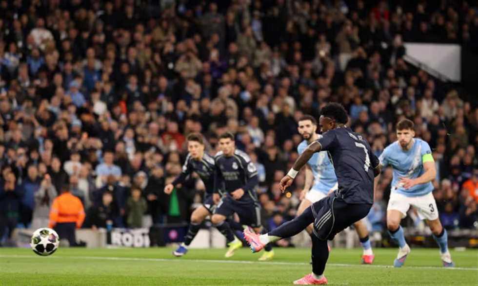 فينيسيوس: احتفالي ردا على سخرية جمهور مانشستر سيتي مني