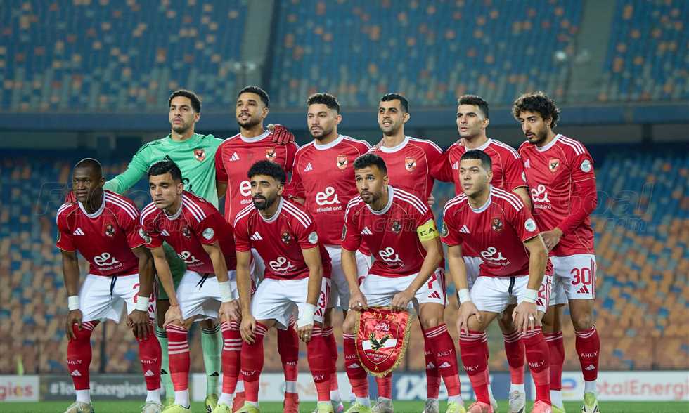 استعدادا لعودة الدوري.. الأهلي يواجه فريق الشباب في النادي
