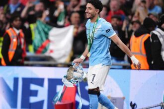 مرموش: إحساس جميل جدا بتحقيق أول بطولة.. وسنرى كيف سننهي الدوري الإنجليزي