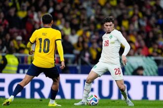 الظهور الأول لمدربه الجديد.. المغرب يتعادل مع الإكوادور ويهدر ركلة جزاء مجددا