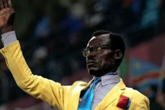 لم ينجح في استخراج التأشيرة.. 