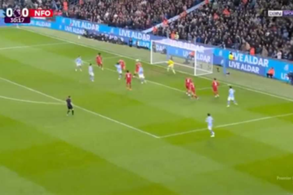 هدف مانشستر سيتي الأول ضد نوتنجهام - أنطوان سيمينيو (الدوري الإنجليزي)