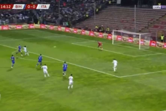هدف إيطاليا الأول ضد البوسنة والهرسك - مويس كين (الملحق الأوروبي)