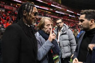 غضب جماهيري واسع يطالب بإبعاد كلود لوروا عن التظاهرات بالمغرب