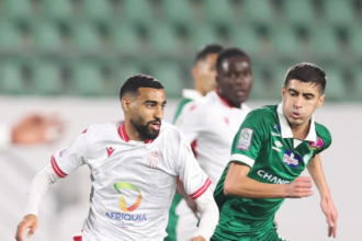 الرجاء الرياضي يعود بفوز ثمين أمام حسنية أكادير في البطولة الإحترافية