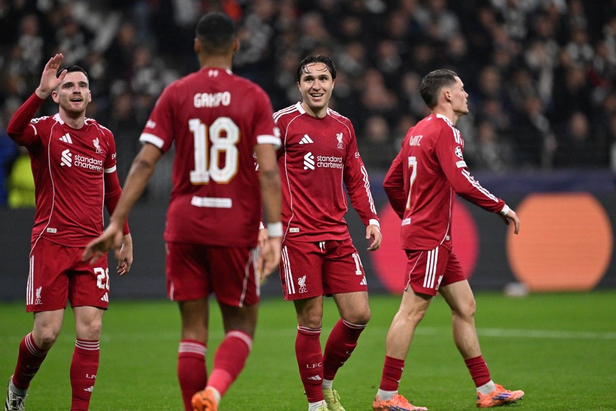 جيرارد يطالب بإبعاد نجم ليفربول فورًا..والبديل شاب موهوب