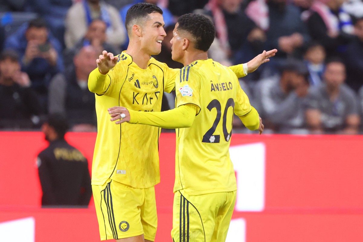 بعد استثماره في النادي..هل نشاهد رونالدو بقميص ألميريا قبل الاعتزال؟