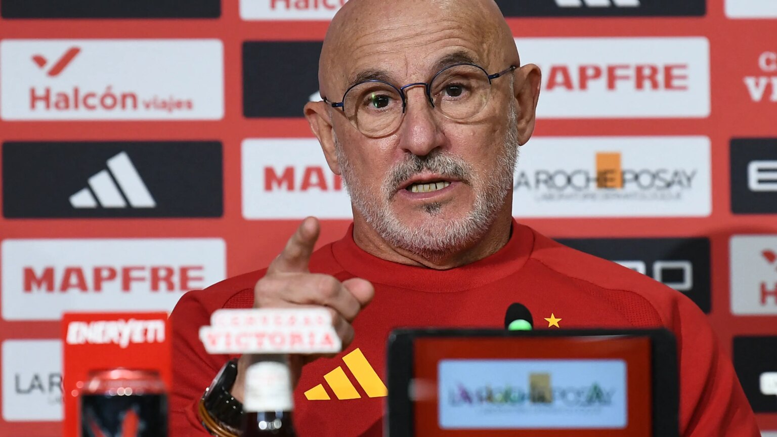 FBL-EUR-C1-LIVERPOOL-GALATASARAY