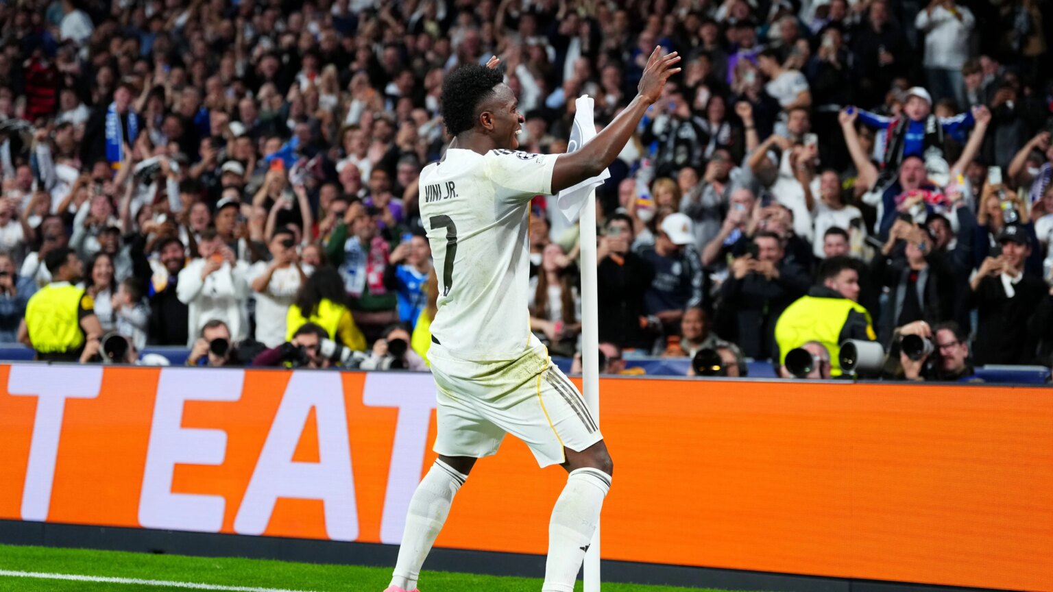 FBL-EUR-C1-BARCELONA-TRAINING