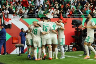 المنتخب الجزائري مهدد بفقدان نجم بارز في معسكر إيطاليا