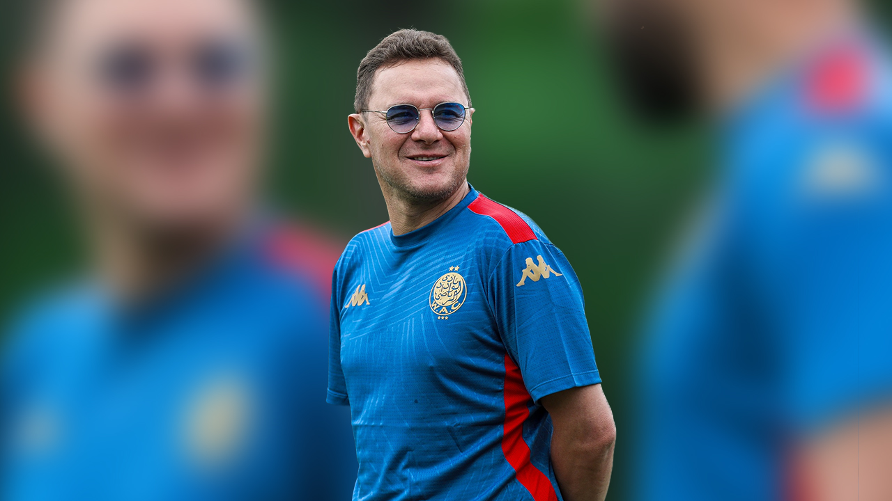 بنهاشم يرد على مطالب رحيله عن تدريب الوداد الرياضي