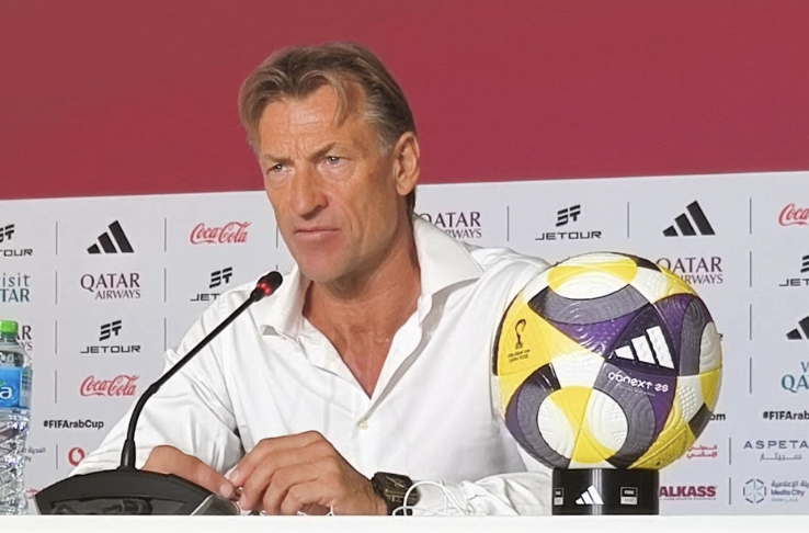 مستقبل رونار مع السعودية على صفيح ساخن بعد رباعية مصر الثقيلة