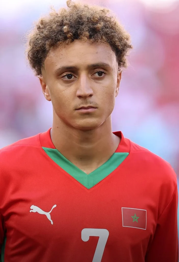 إلياس بنصغير يطوي صفحة الخلاف مع الجماهير المغربية