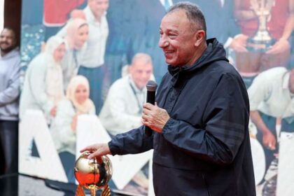 الأهلي يدرس امتلاك حصة كبرى لإحدى شركات السياحة