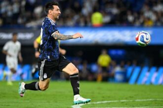 ميسي سجل وصنع.. الأرجنتين تفوز على زامبيا بخماسية تحضيرا لكأس العالم