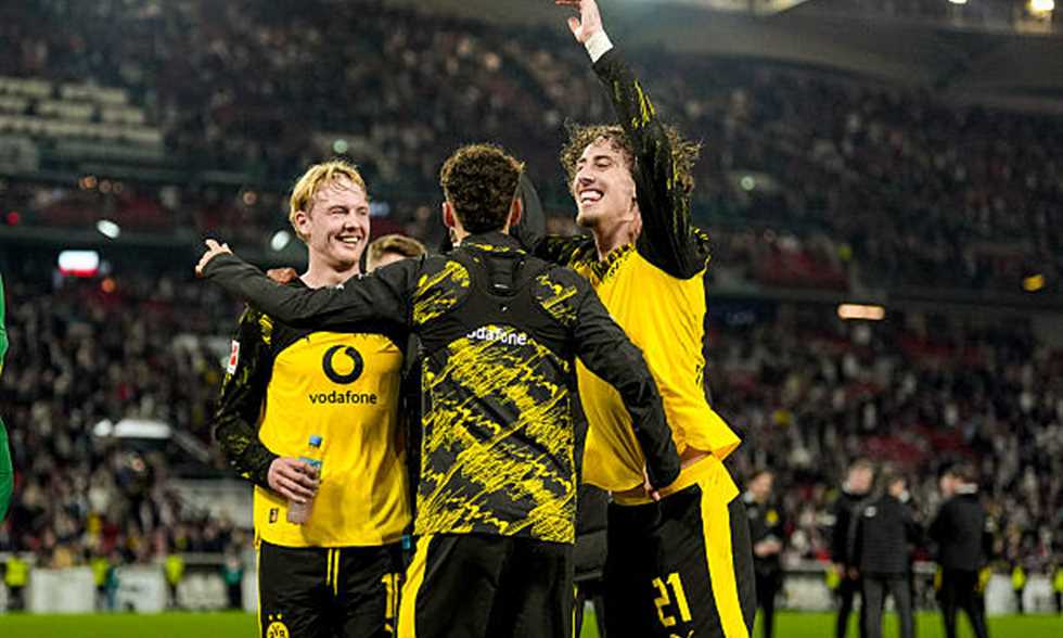 دورتموند يفوز على شتوتجارت في الوقت القاتل بثنائية