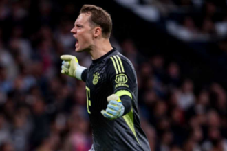 نوير: سأتخذ قرار تجديد عقدي نهاية الموسم