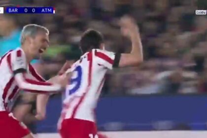 هدف أتلتيكو مدريد الأول ضد برشلونة - خوليان ألفاريز (دوري أبطال أوروبا)