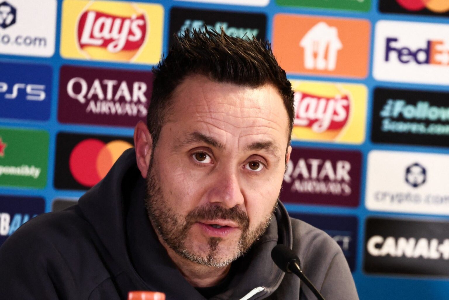 دي زيربي يوجه رسالته الأولى لجماهير توتنهام بعد تعيينه رسميًا