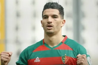 المولودية تحسم ديربي العاصمة وتواصل صدارة الدوري الجزائري