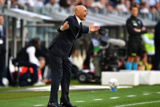 كريستيانو رونالدو قائد النصر - الهلال