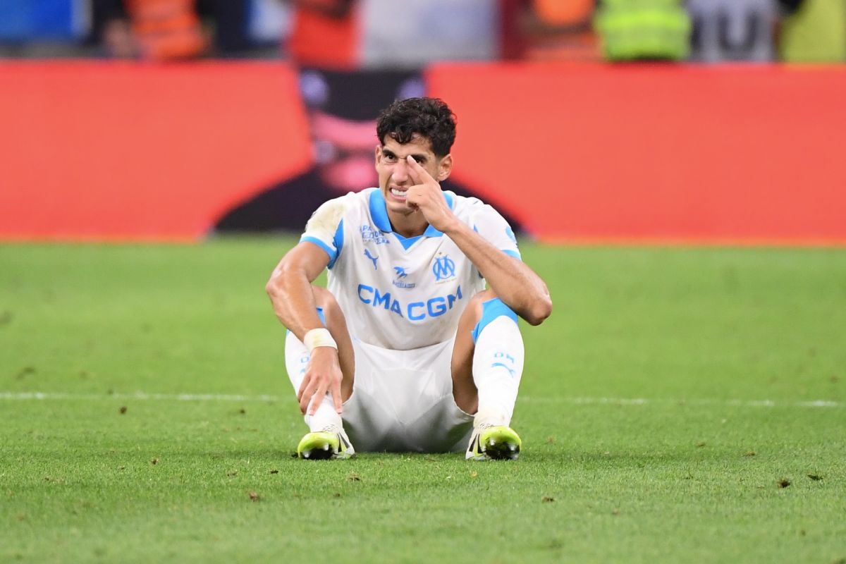 مدرب أولمبيك مارسيليا يكشف آخر تطورات إصابة نايف أكرد