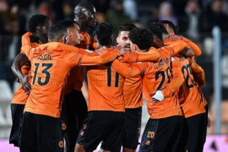 تعادل مثير بين أولمبيك آسفي ونهضة بركان في مباراة مؤجلة